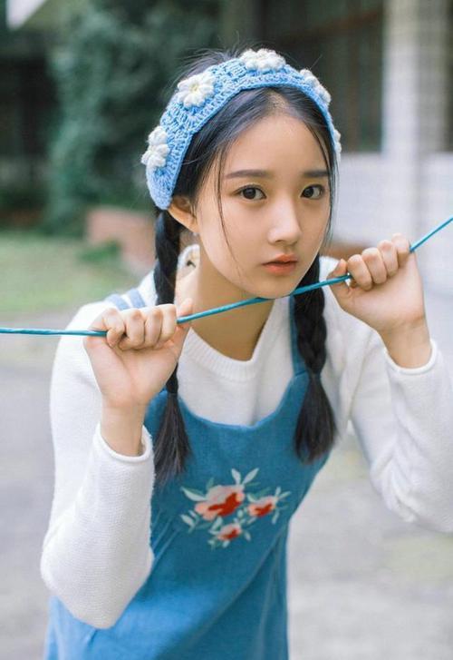 “2025世界运动会:四川省体育馆拳击赛场上演世界顶级拳手对决”