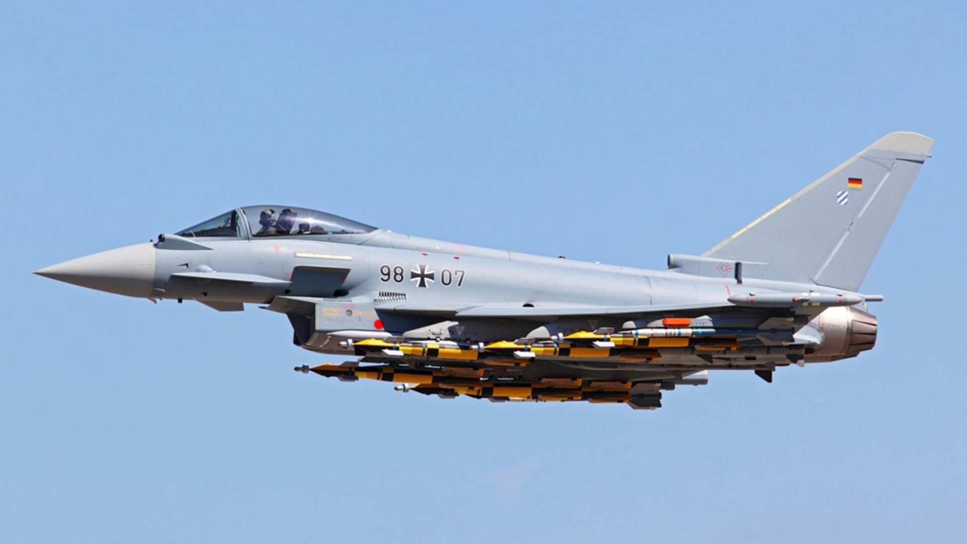 山西龙狮关键战役中展现超强韧性完成绝杀，龙狮历史