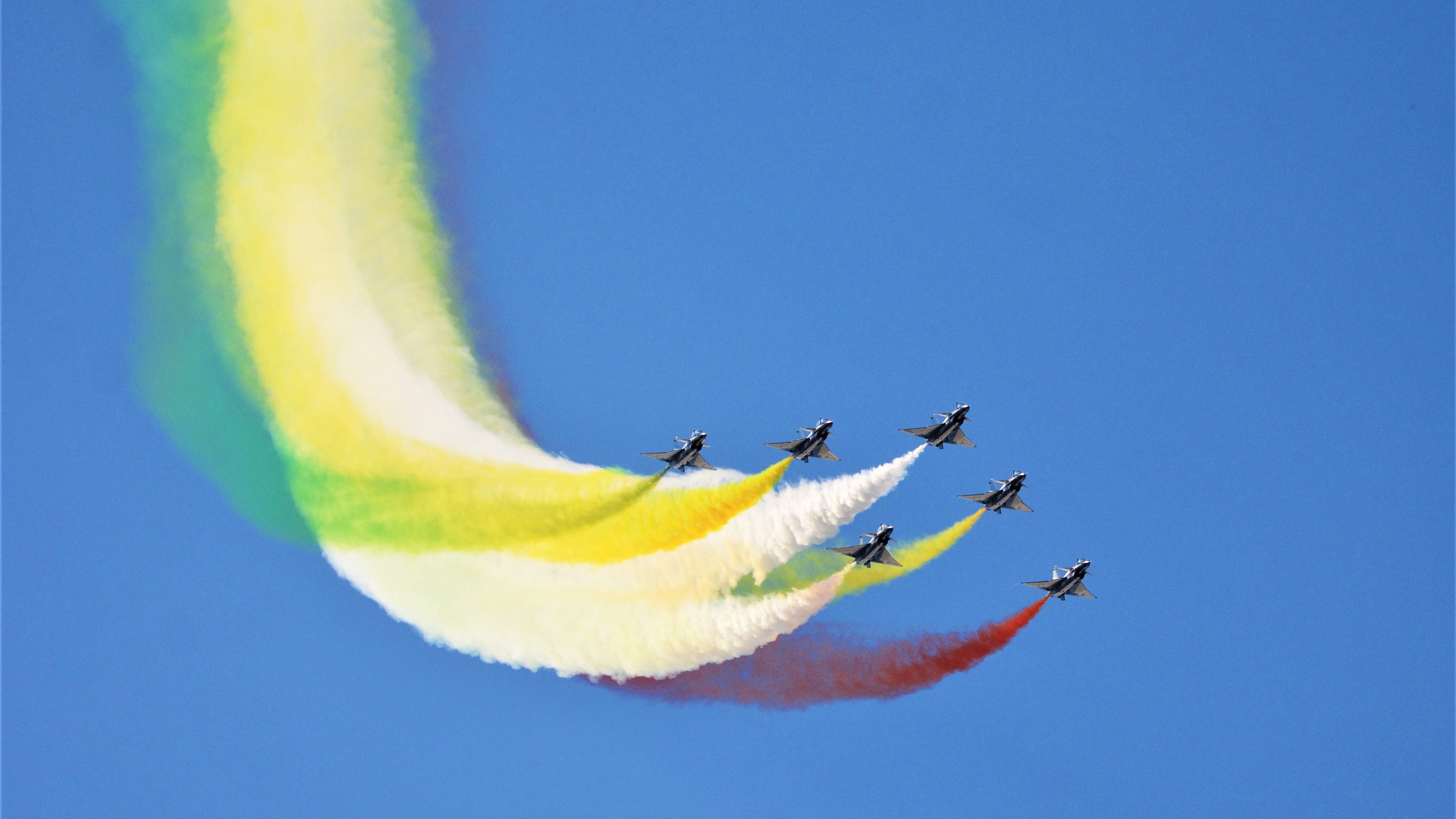 蝶泳项目中立代表队A发挥稳定，蝶泳中国选手